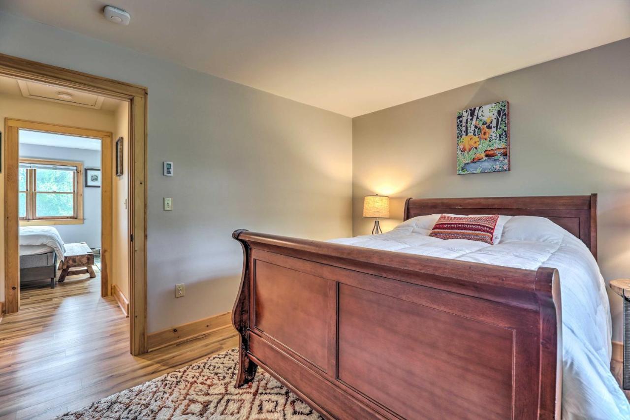 Lake Placid Gem With Patio And Views Less Than 1 Mi To Beach! Екстериор снимка