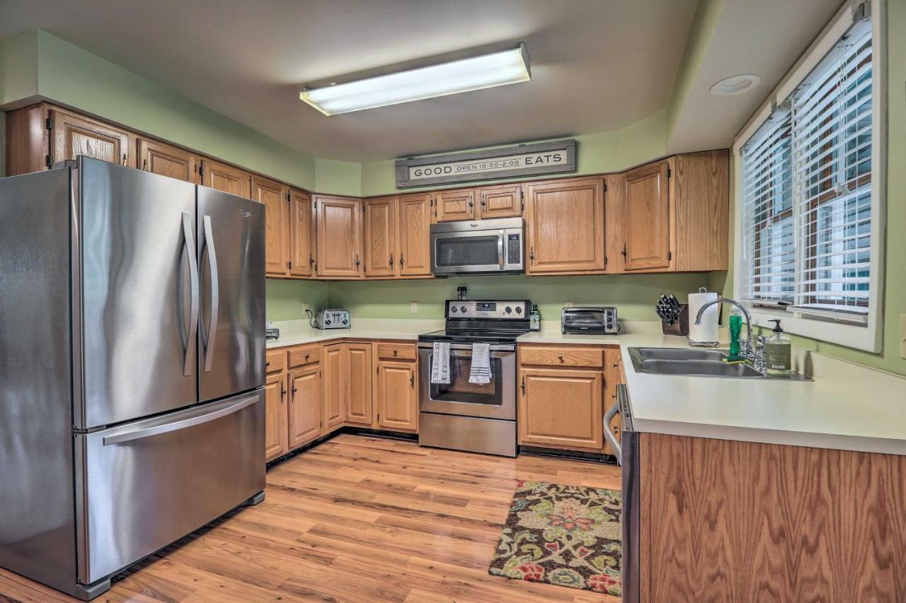 Lake Placid Gem With Patio And Views Less Than 1 Mi To Beach! Екстериор снимка