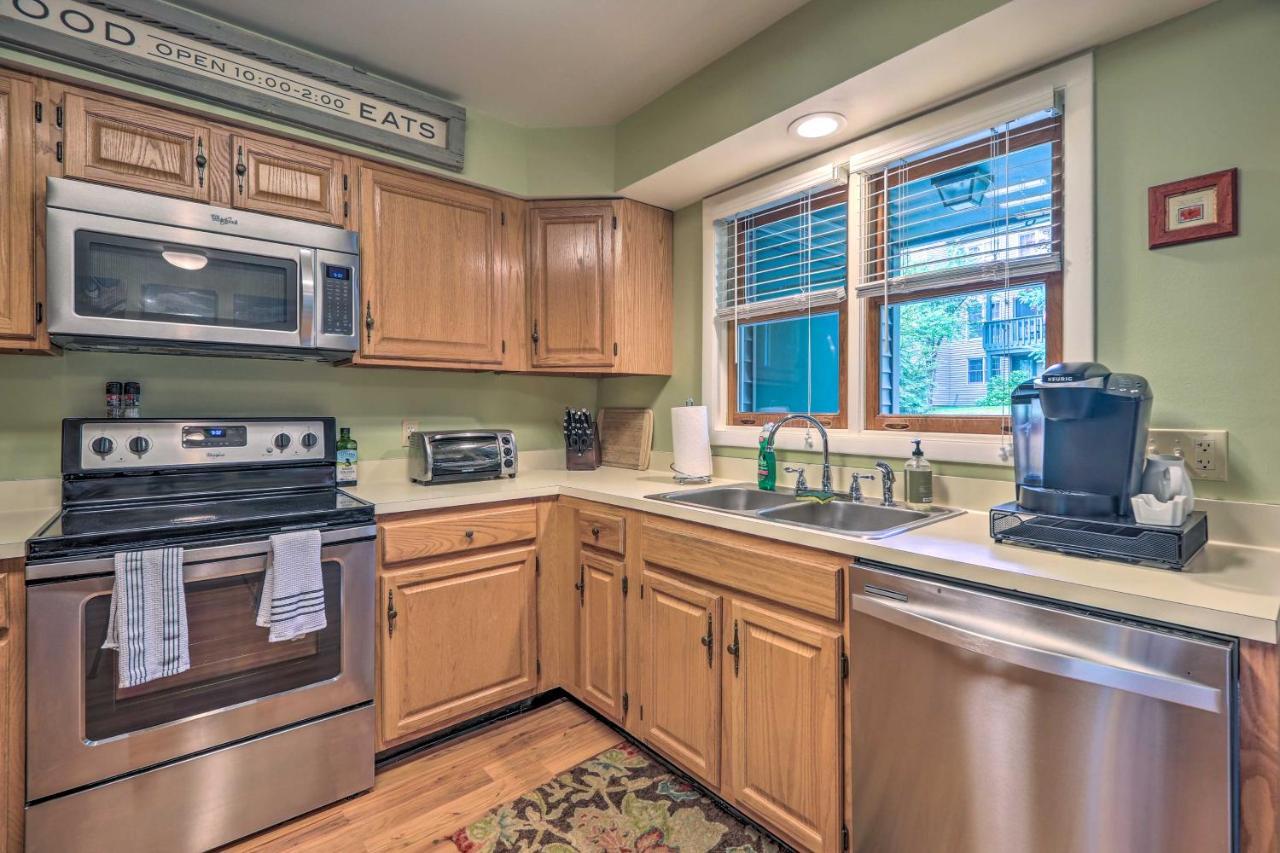 Lake Placid Gem With Patio And Views Less Than 1 Mi To Beach! Екстериор снимка